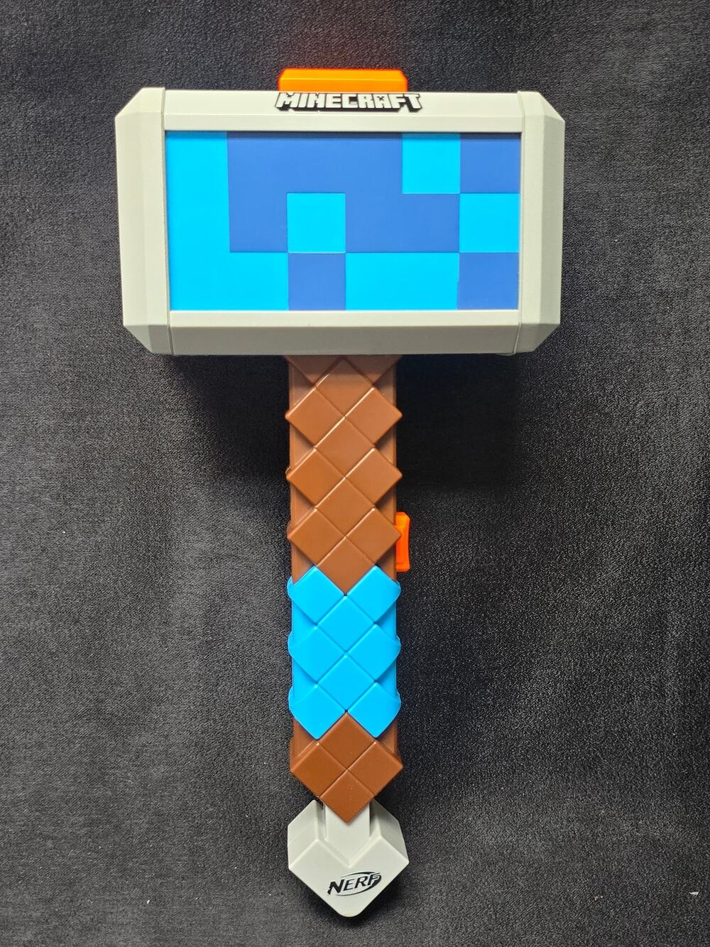 Nerf Minecraft Stormlander Dart Blasting Hammer